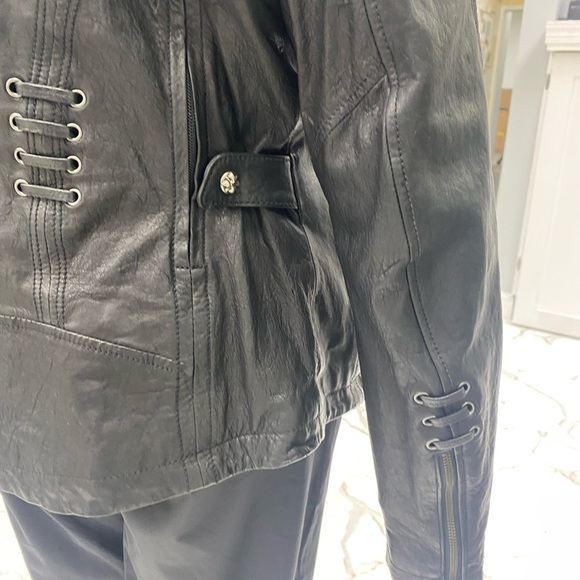 Harley Davidson Embroidered Leather Jacket - Picture 5 of 12